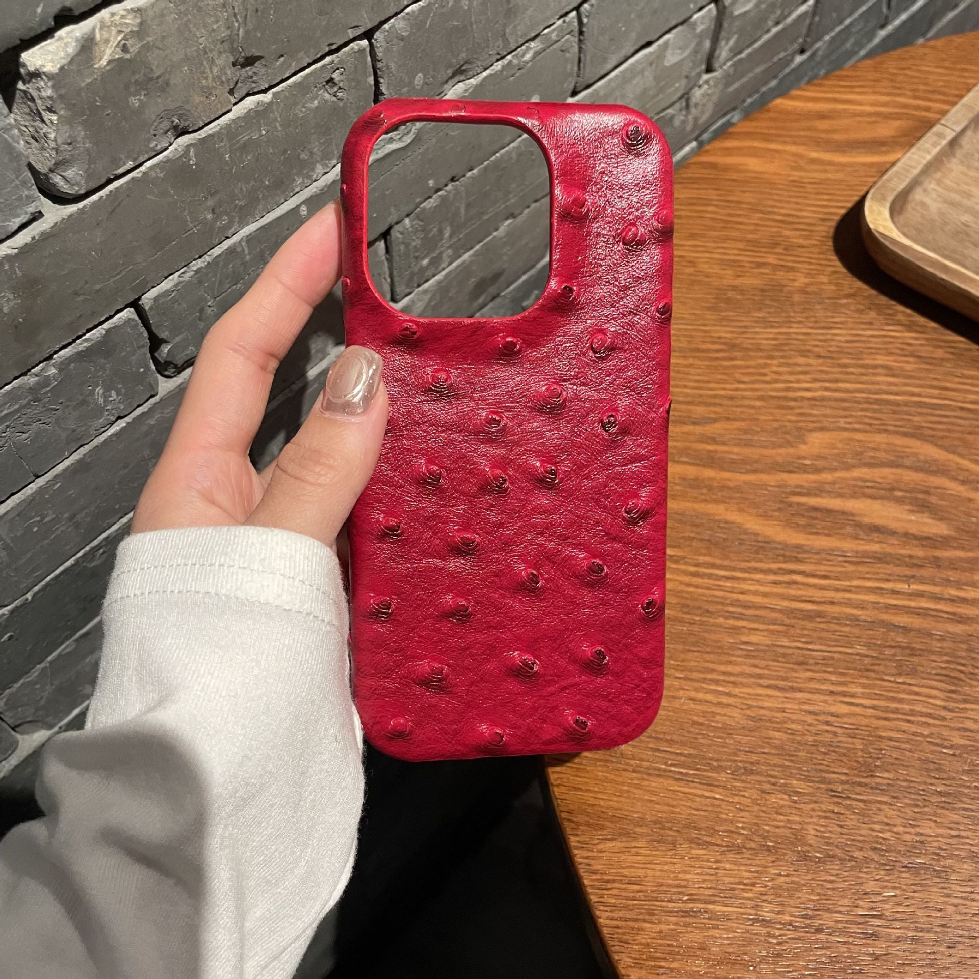 Ostrich pattern leather suitable for Apple 16promax phone case iPhone 15 half pack 14 hard 13 anti drop 12/11